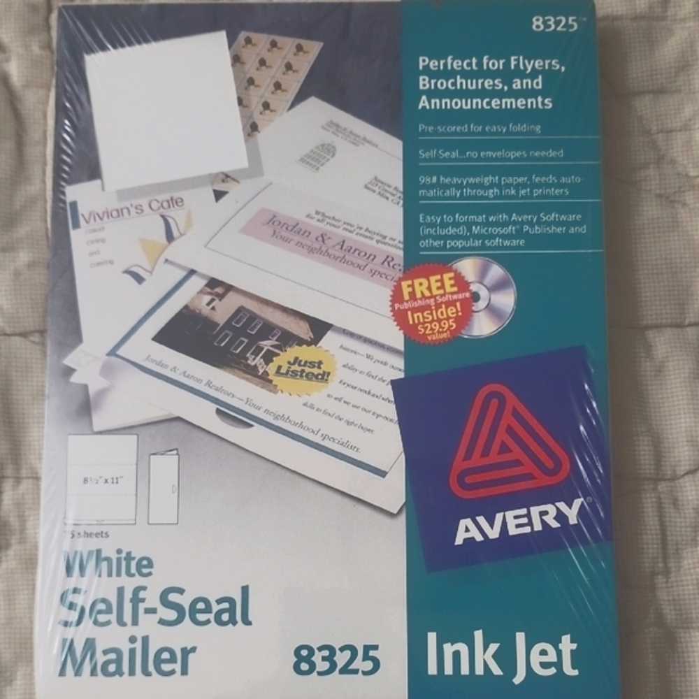 Avery White Inkjet Self-Seal Mailer 8325 NWT 75 Sheets